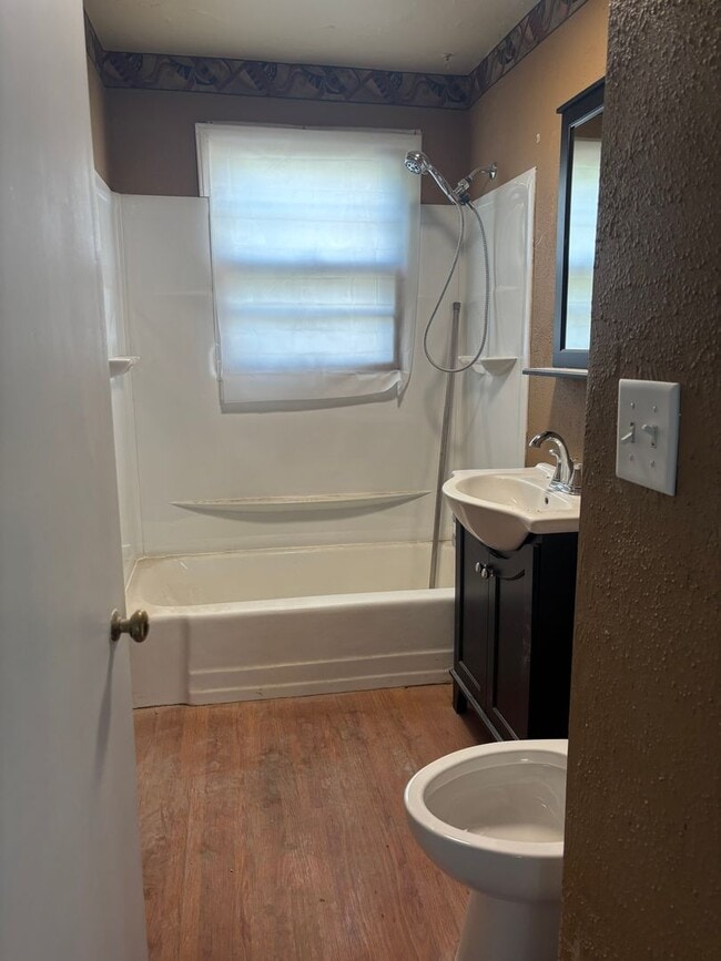Photo - 2 Bedroom Home