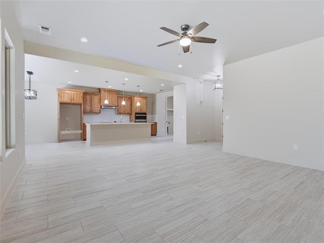 52 Graves Cir