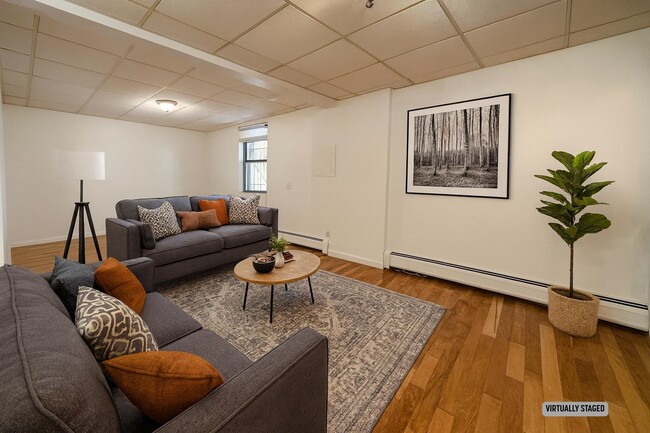 Building Photo - 7 Thorne St Unit 2 Rental