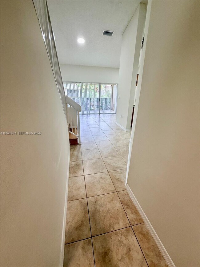 Photo - 19216 Glenmoor Dr Unit 19216