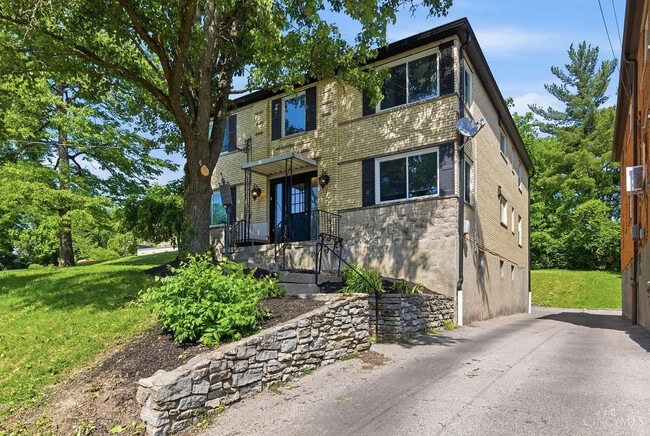 Building Photo - 6254 Cortelyou Ave Unit 4
