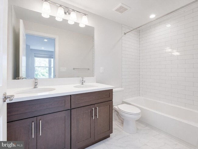 5408 1st Pl NW Unit 304