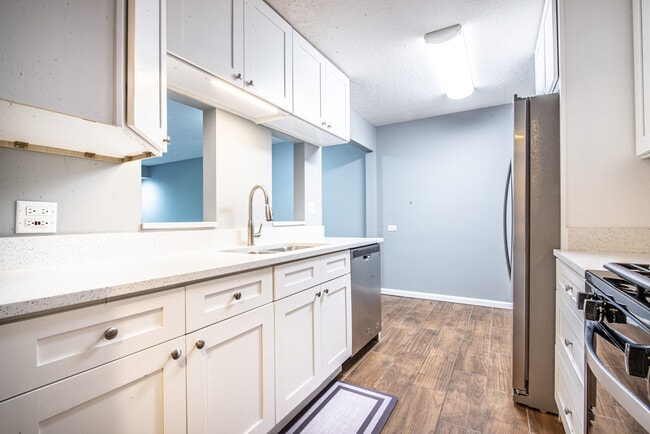 Photo - 5101 Carriage Way Dr Unit B103