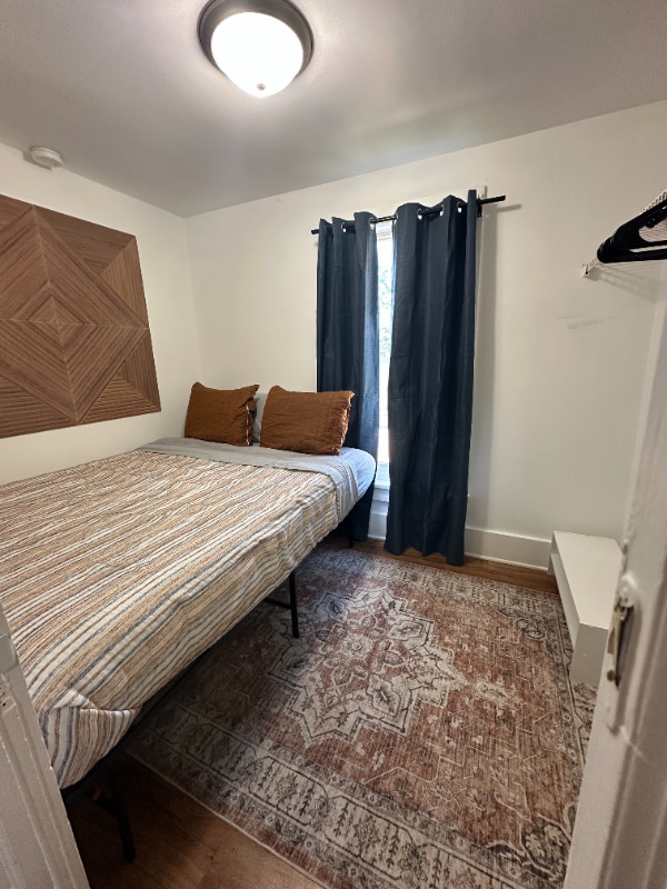 104 1/2 E William St