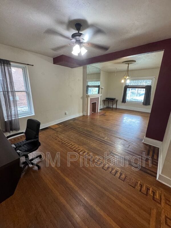 Photo - 5434 Baywood St