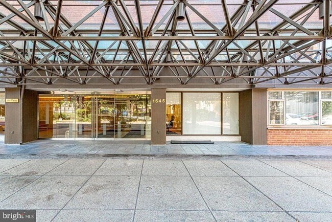 Photo - 1545 18th St NW Unit 403