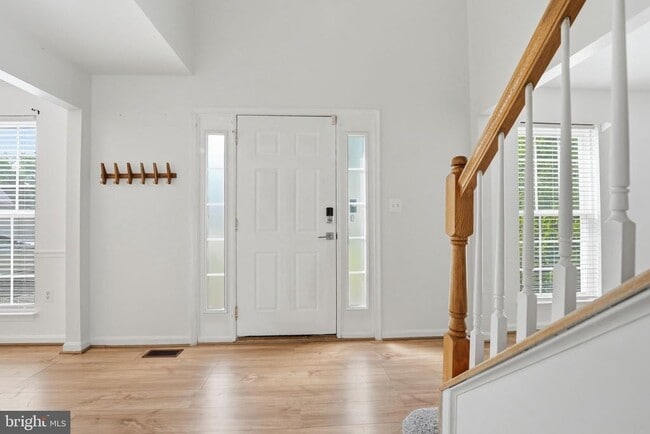 Photo - 11 St Marks Ct