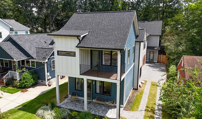 Photo - 205 Whitefoord Ave NE