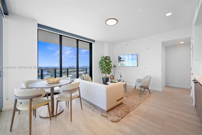 580 72nd St Unit 1210