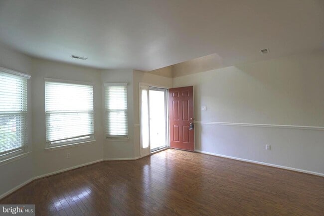 Building Photo - 1503 Liberty Ct