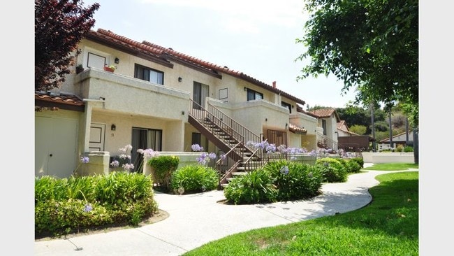 Sunset Springs Apartments