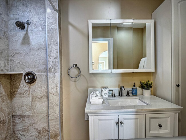 Building Photo - 141 Rutland Blvd