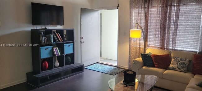 Photo - 609 NE 13th Ave Unit 104