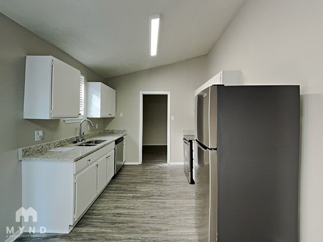 Photo - 5685 Burnette Cove