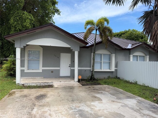 Building Photo - 22725 SW 125th Ave Unit A