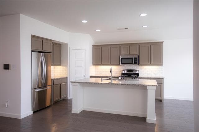 Photo - 404 Barnstorm Dr