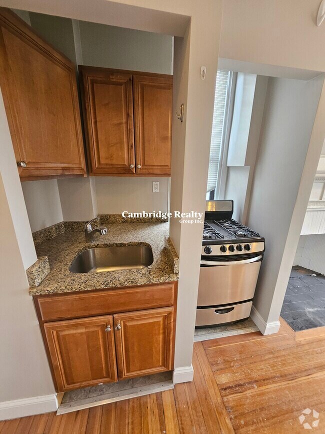 Building Photo - 44 JFK St Unit 20T Rental