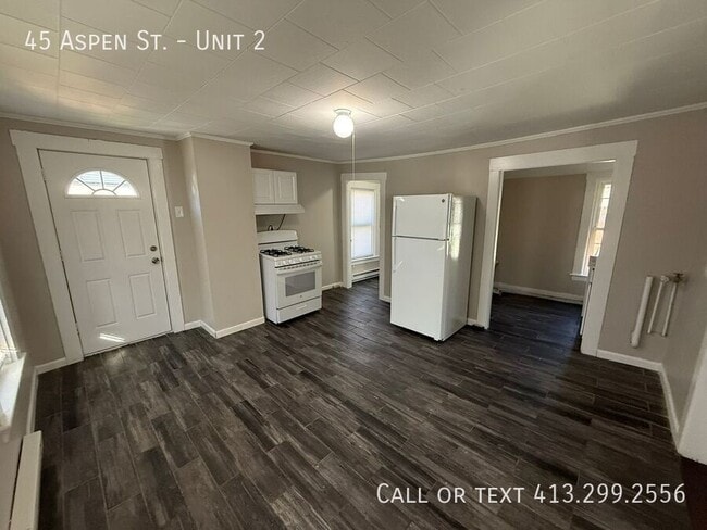 Building Photo - 45 Aspen St Unit 2