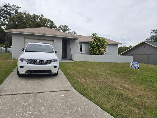 Building Photo - 3638 Dovetail Ln S