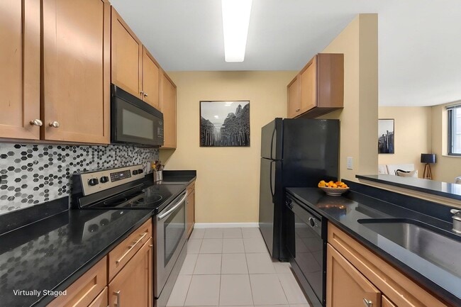 Photo - 26 Ave at Port Imperial Unit 130