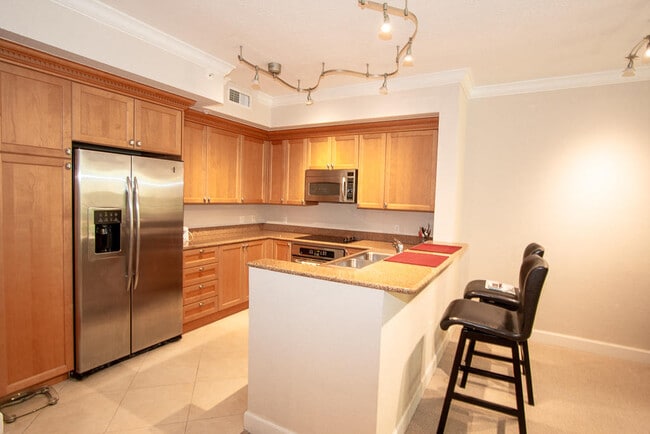 Photo - 1 Renaissance Way Unidad 216