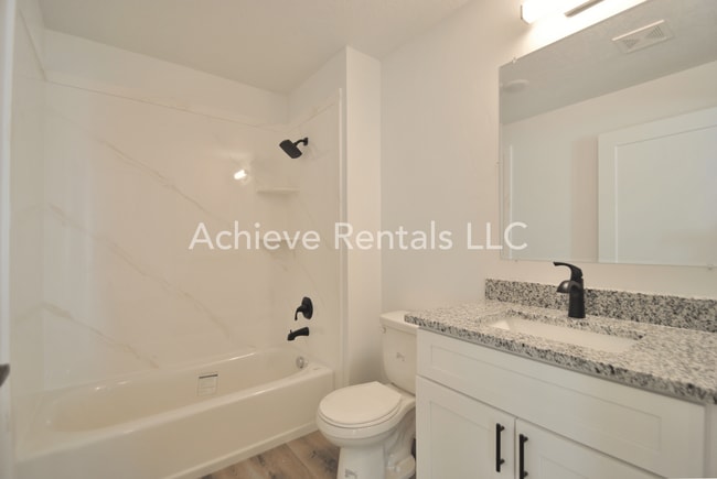 Photo - Westfield Lofts - Unit 13 Unit Edge #202