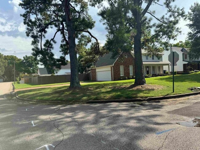 339 Oakleigh Dr