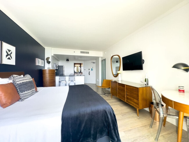 Photo - 2889 McFarlane Rd Unidad ID1240675P