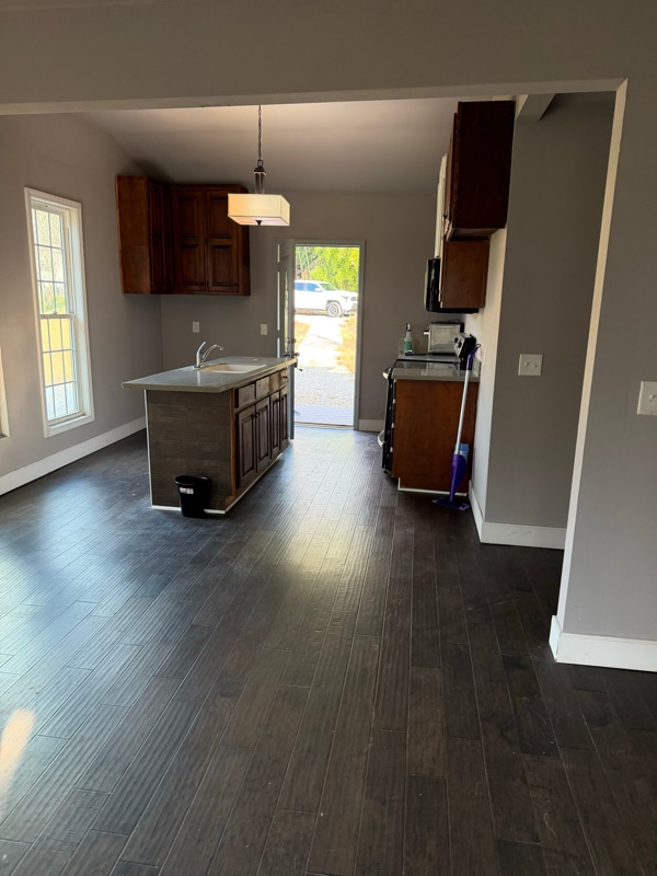 Photo - 821 Everett Springs Rd