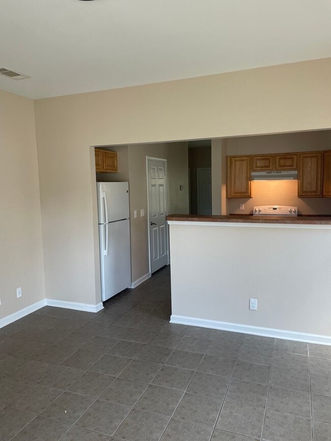 9082 Cedar Ct