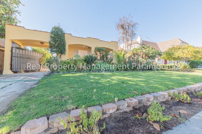Building Photo - Beautiful house in Los Feliz