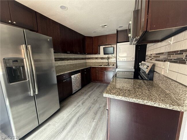 Photo - 6208 Ilanos Ln