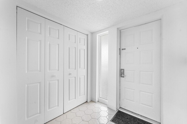 Photo - 6662 Boca Del Mar Dr Unidad 715