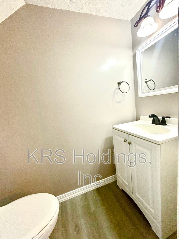 Photo - 167 Cape Charles Square