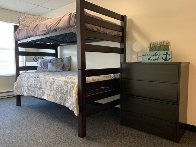 131 N. Sparks - Westside Village Apartments