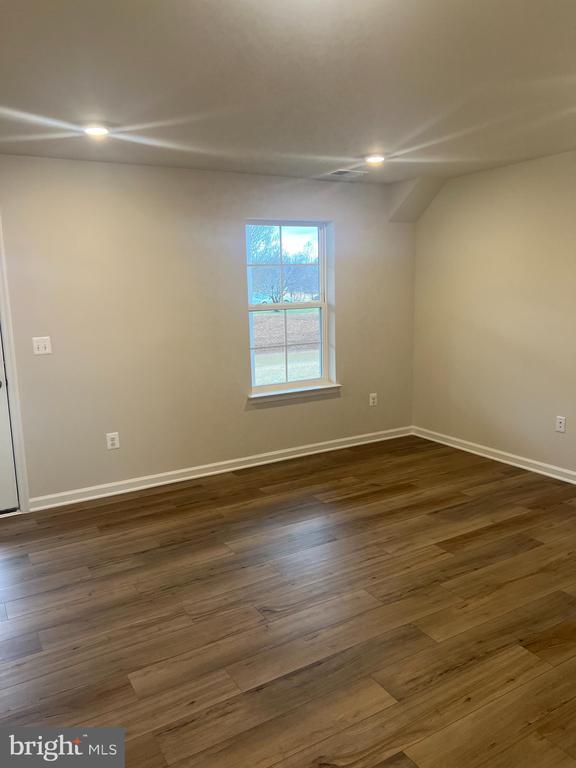 Photo - 238 Cooperage Rd