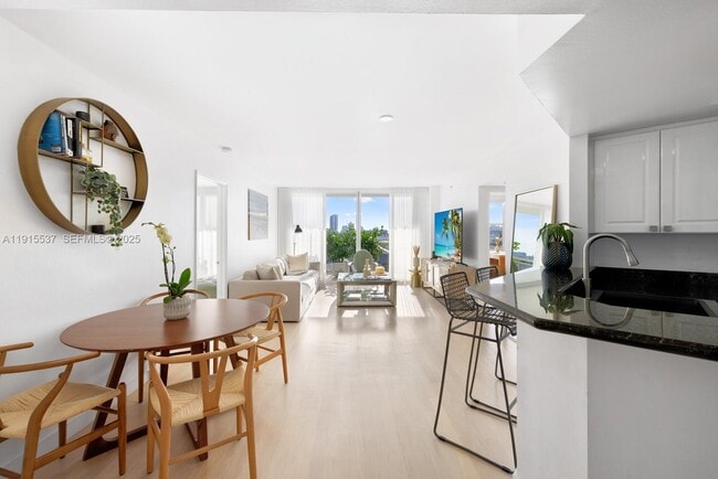 Photo - 1800 Sunset Harbour Dr Unit 803