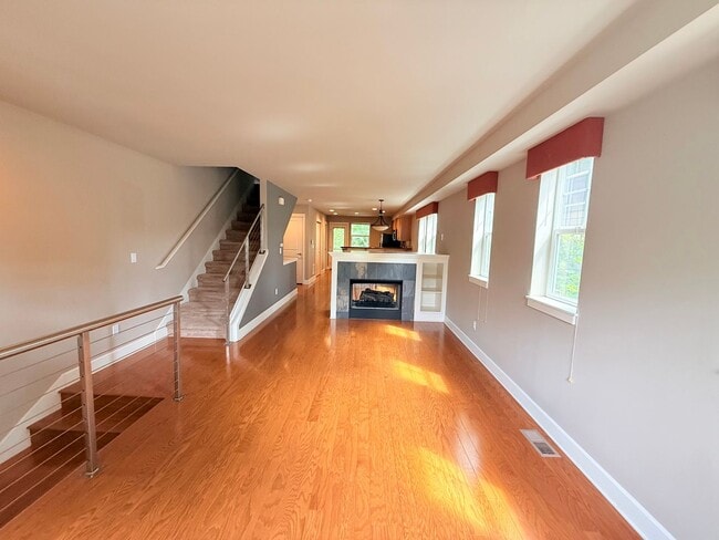 Photo - West Seattle Townhome