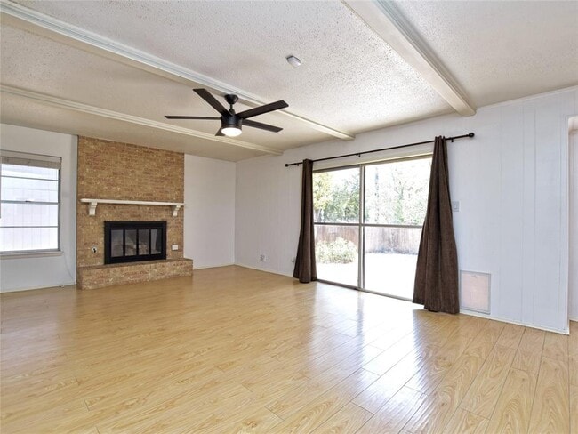 Photo - 2103 Falcon Hill Dr