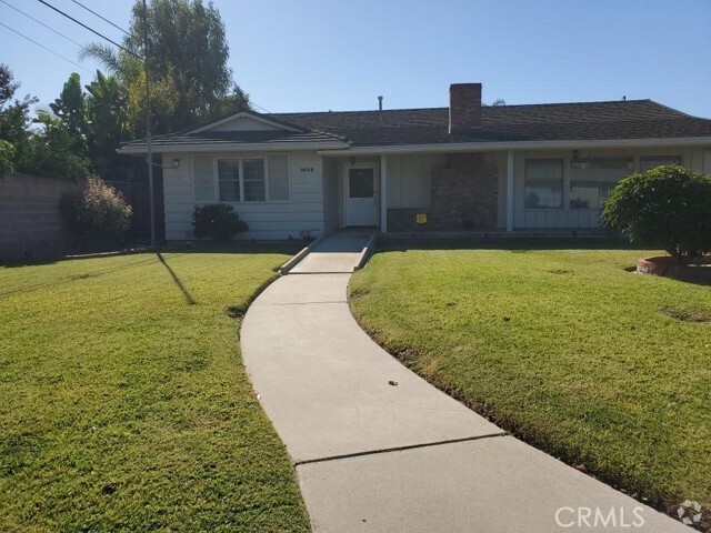 Building Photo - 9608 Lemoran Ave Rental