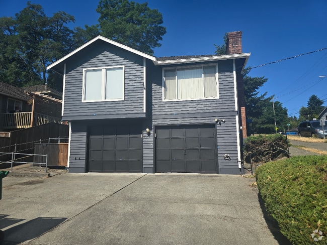 Building Photo - 7703 27th Ave SW Rental