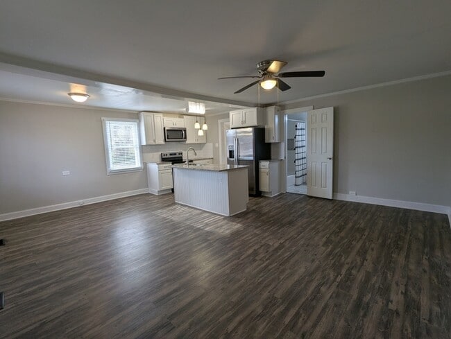 Photo - 427 Mildred Ave