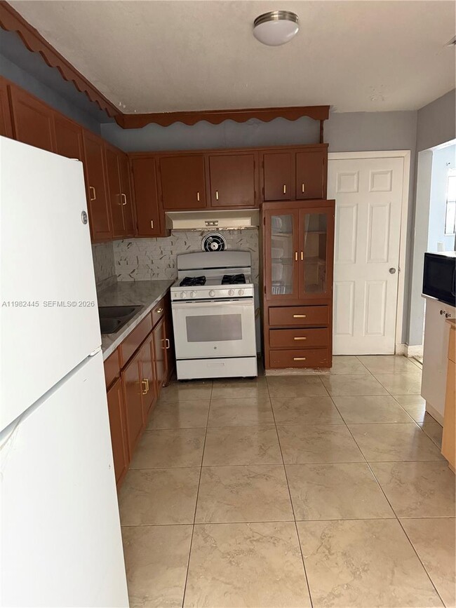 Photo - 18811 NW 24th Ave