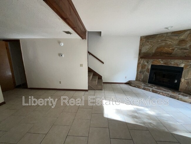 Photo - 601 Tupelo Trail Unidad Apt 4A