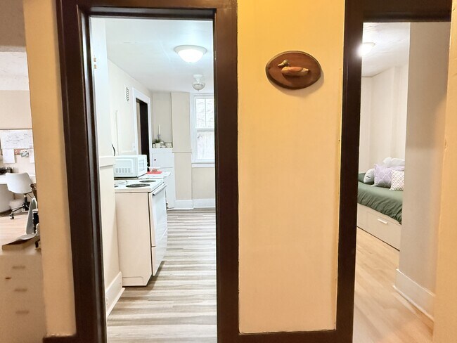 Photo - 524 Pitt St W Unit 303