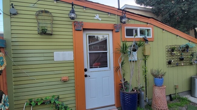 Photo - 4195 Hamilton St Unit 2