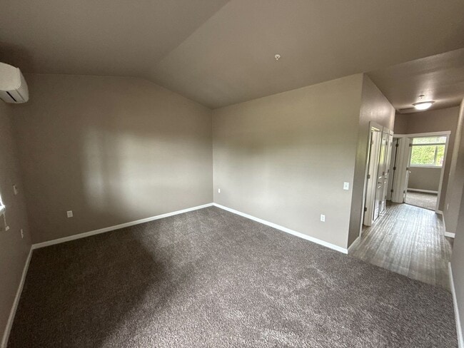 Photo - 4245 Hawthorne Ave NE Unit 302