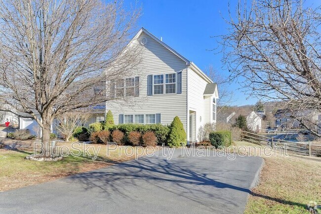 Building Photo - 221 Buttercup Ln Rental