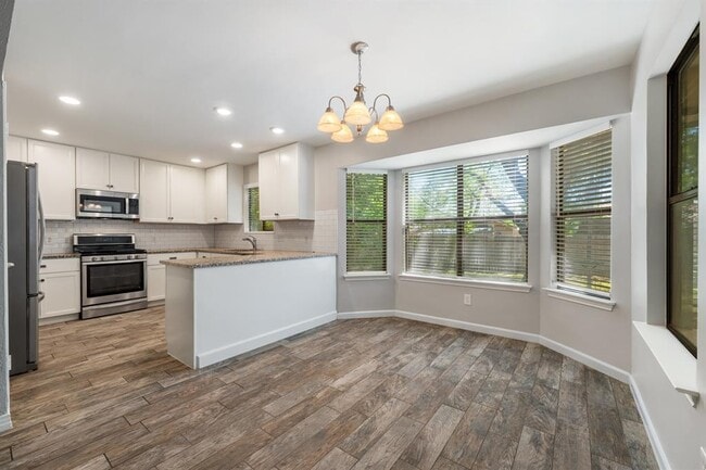 Photo - 7501 Whistlestop Dr