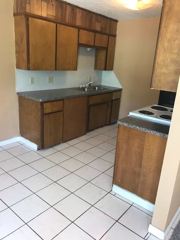 Photo - 2006 Williams St Unit 3